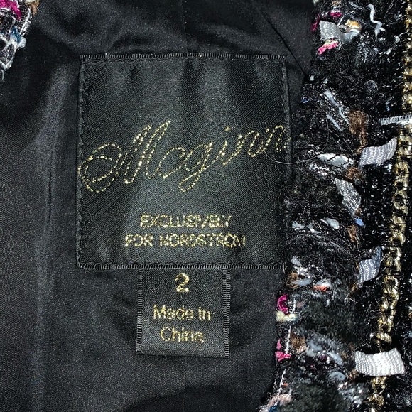 Tweed Blazer with Chain Detail - Picture 3 of 3